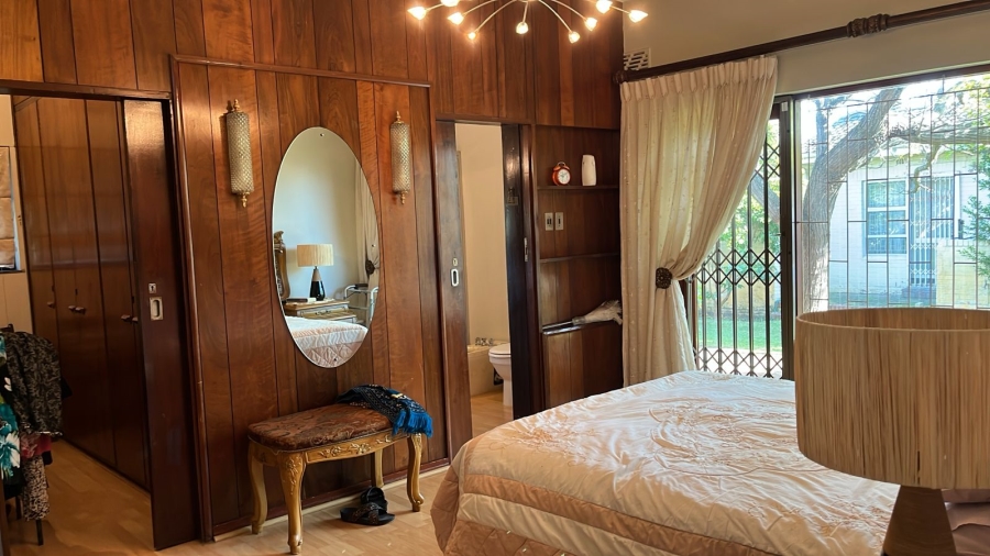  Bedroom Property for Sale in Cravenby Western Cape